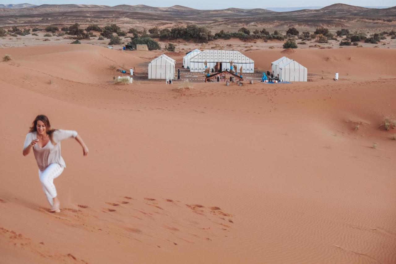 梅尔祖卡Camel Luxury Camp住宿加早餐旅馆 外观 照片